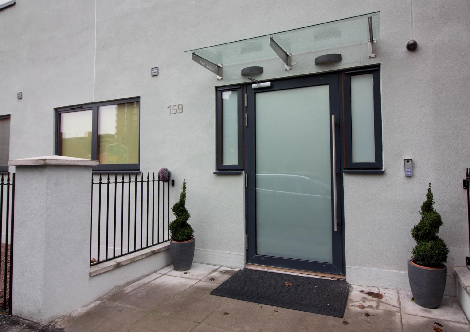 Trafalgar House Stoke-on-Trent Exterior photo